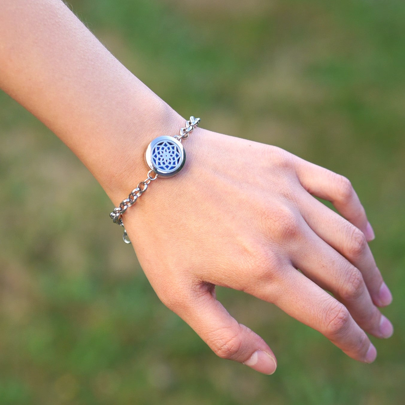 Lotus Aromatherapy Diffuser Bracelet