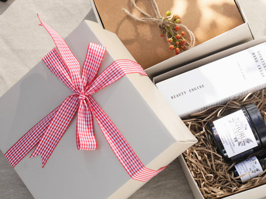 Aromatherapy Mother's Day Gift Box: The Perfect Present for the Health-Conscious Mom