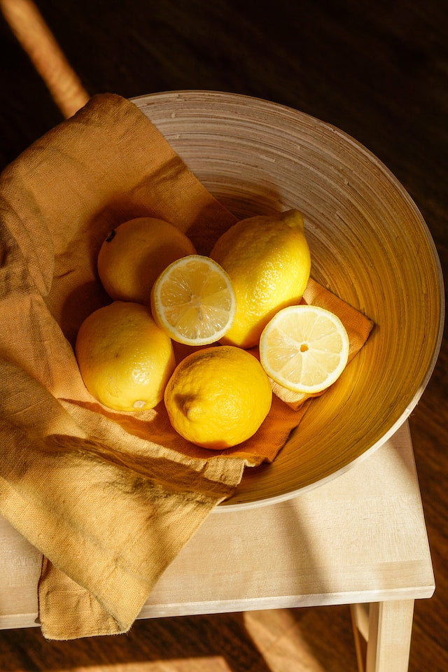 The Versatility and Benefits of Essential Oil Lemon